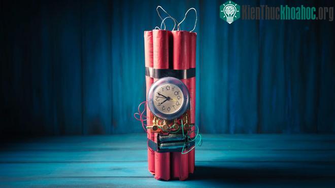 Pin thải - một quả bom hẹn giờ nếu như không được xử lý chu toàn.