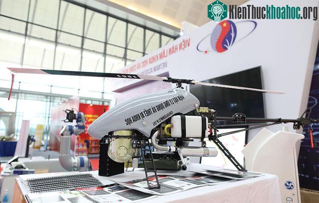 Máy bay điều khiển từ xa Dragonfly 2