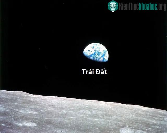 Trái Đất khi nhìn từ Mặt Trăng.