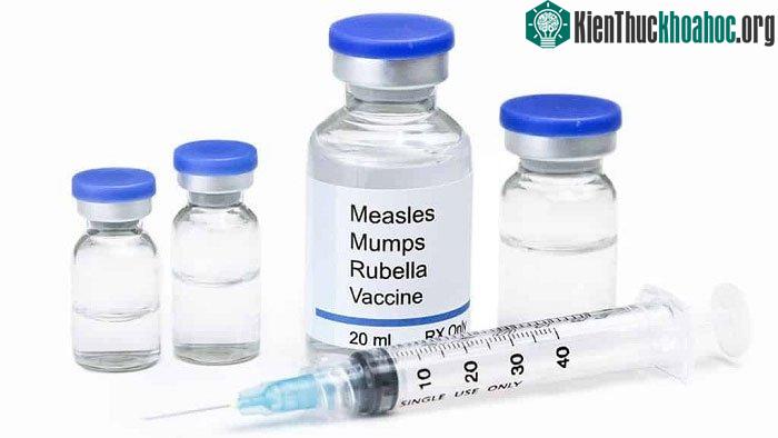 Để chế tạo vaccine, thường sẽ phải mất nhiều thời gian nghiên cứu và thử nghiệm.