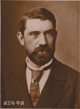 Alfred Nicholson Leeds, người đã phát hiện ra loài cá khổng lồ Leedsichthys (Leeds).
