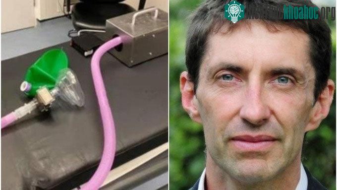 Bác sĩ Rhys Thomas và chiếc máy thở do ông sáng chế