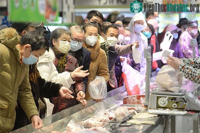 Một siêu thị ở thành phố Vũ Hán sau khi dịch nCoV bùng phá