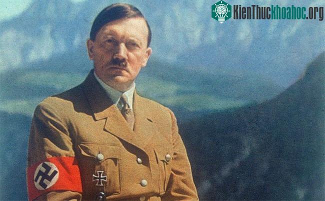 Trùm phát xít Adolf Hitler