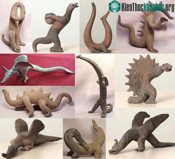 Các bức tượng mang hình thú các loài khủng long.