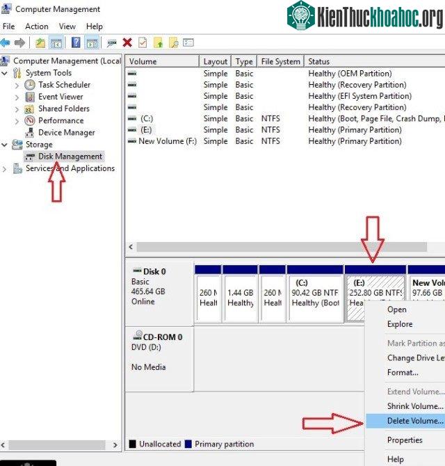 Chọn Disk Management trong cửa sổ Computer Management.