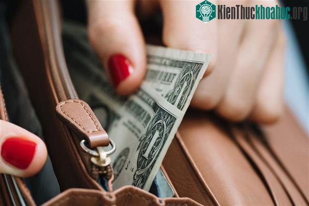 10 quy tắc chi tiêu thông minh sẽ giúp bạn có một cuộc sống thư thái, luôn rủng rỉnh tiền bạc ảnh 3
