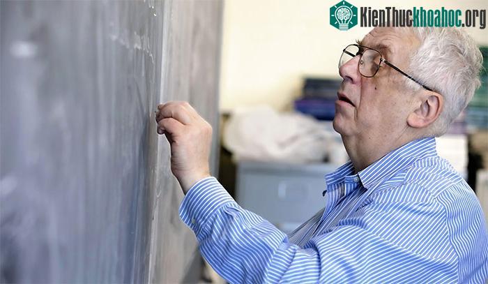Nhà toán học Gregory A. Margulis.
