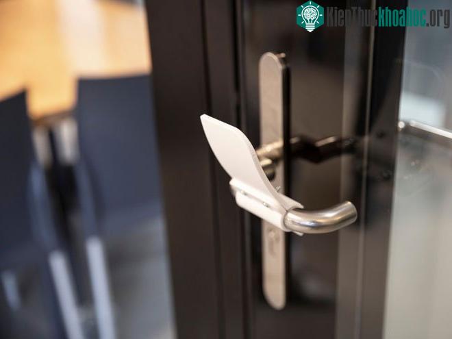 Hãng Materialise vẫn khuyến khích người dùng nên khử trùng chúng thường xuyên.