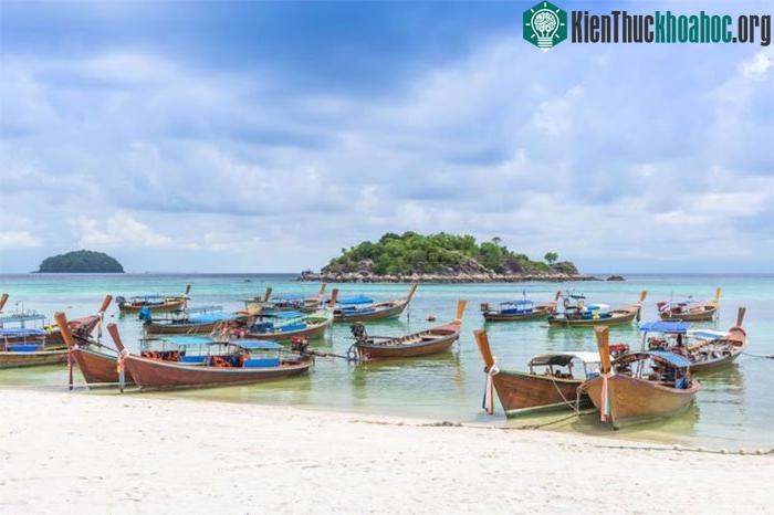 Bãi biển Sunrise, Thái Lan