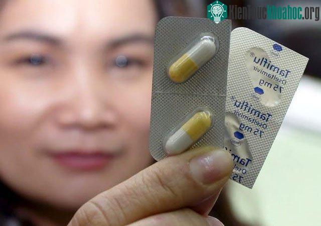 Vì sao có rất nhiều thuốc diệt vi trùng nhưng rất ít thuốc diệt virus? ảnh 1