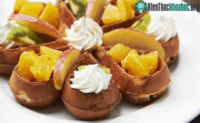 7 việc làm trước khi đi ngủ hại không kém gì thức khuya, loạt bệnh tật tìm đến ảnh 1