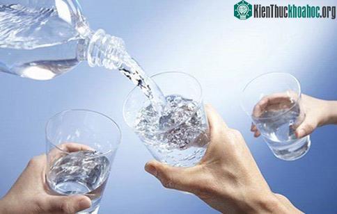 Thiếu nước gây giảm thải nhiệt.