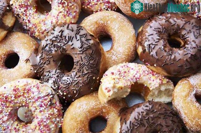 Bánh donut chứa lượng đường khá cao