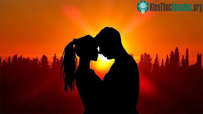 Năm tháng có thể đến và đi nhưng trí nhớ về tình yêu đầu tiên vẫn luôn sống động.