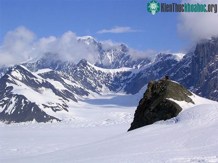 Don Sheldon, Alaska