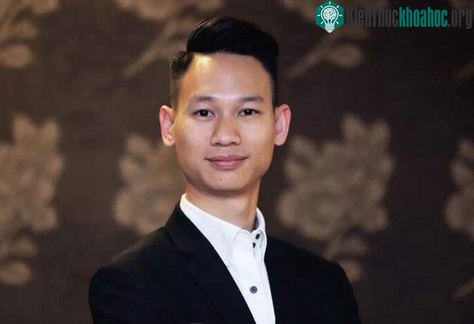 Chàng trai lỡ hẹn đưa người Việt bay lên tầng bình lưu ảnh 0