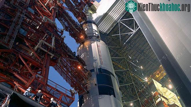 Tên lửa Saturn 5.