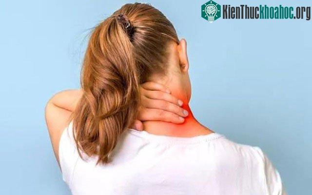 Thoái hoá đốt sống cổ cũng có thể là nguyên nhân gây ra tình trạng hoa mắt chóng mặt.
