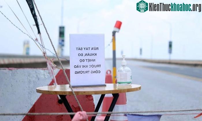 Các công nhân đều phải tuân thủ các điều kiện phòng, chống dịch Covid-19.