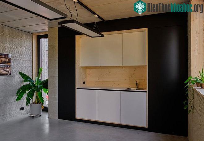 Chỉ với một lần in, máy in 3D lớn nhất Châu Âu vừa cho "ra lò" nguyên một ngôi nhà 2 tầng rộng 90m2 ảnh 2
