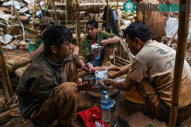 Sự thật về kinh đô ngọc bích: Nơi tử thần rình rập ảnh 3
