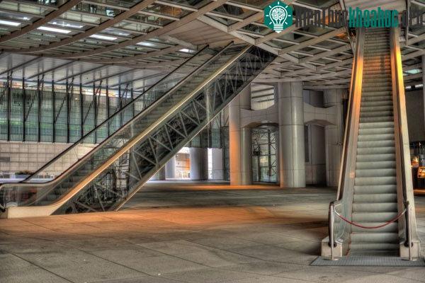 Tại sao các tòa nhà cao tầng ở Hong Kong lại hay có “lỗ thủng” ở giữa? ảnh 3