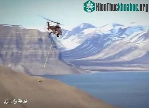 Đưa hóa thạch về đất liền