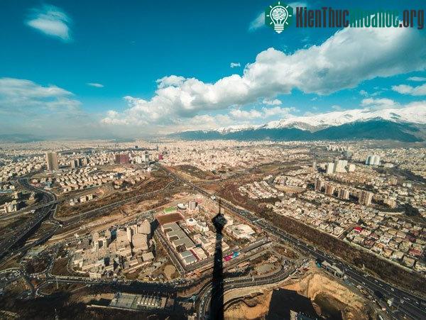 Iran từng nhượng đất để đổi lấy độc lập