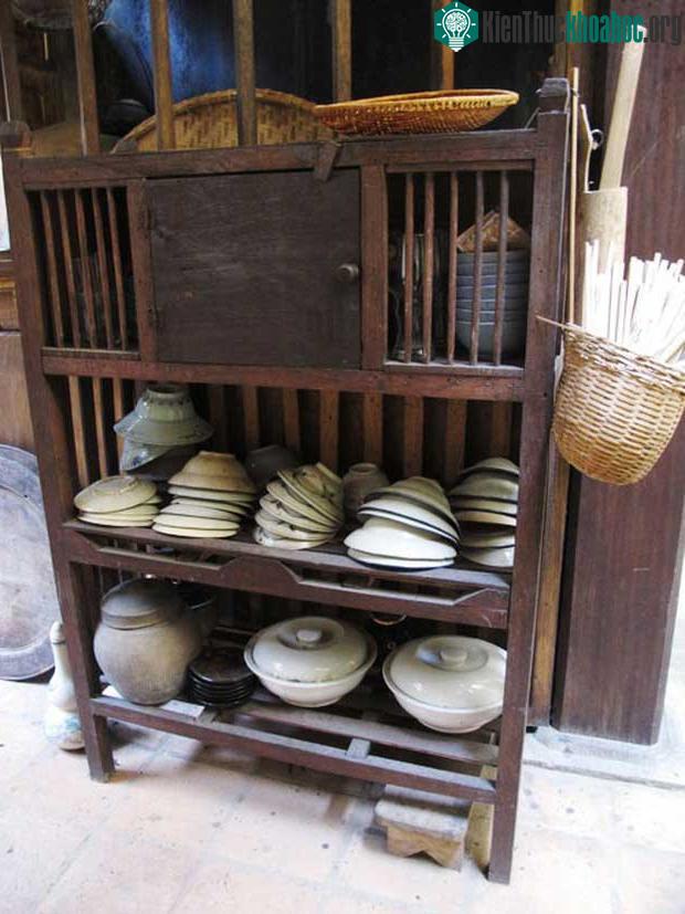 Cư dân mạng khoe của hiếm: Những cái chạn bát tuổi đời vài thập kỷ mà vẫn xài tốt ảnh 4