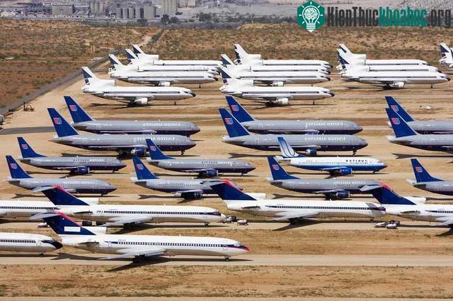 Cảng hàng không và vũ trụ Mojave ở California (Mỹ) nằm giữa sa mạc cũng là một nghĩa địa máy bay lớn