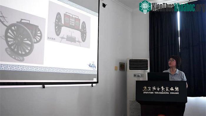 Đây cũng là cỗ xe hoàng gia sang trọng nhất từ ​​thời Tây Chu được khai quật cho đến nay.
