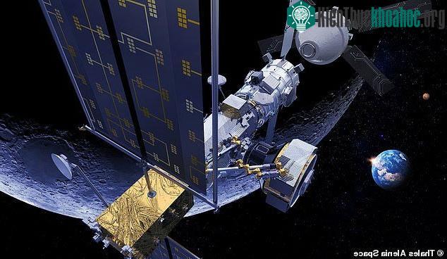 Anh xây dựng "trạm xăng" đầu tiên trên không gian ảnh 0