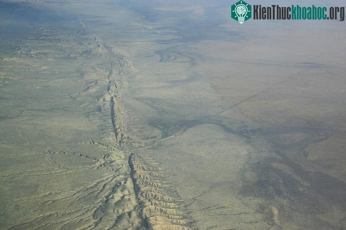 Đứt gãy San Andreas chụp từ trên cao