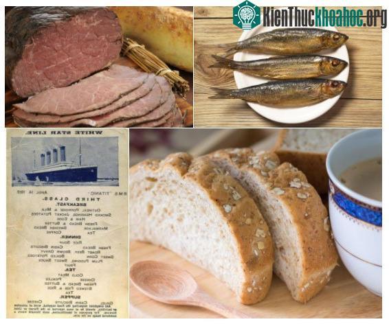 Bánh mì và trái cây được cung cấp hàng ngày.