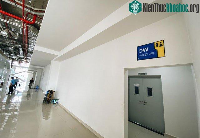 Nhà vệ sinh hiện đại