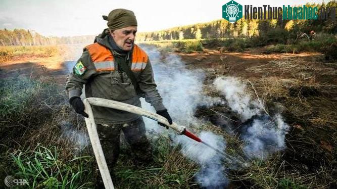 Bí ẩn "Ngọn lửa zombie" cháy suốt 5 năm ở Siberia ảnh 2