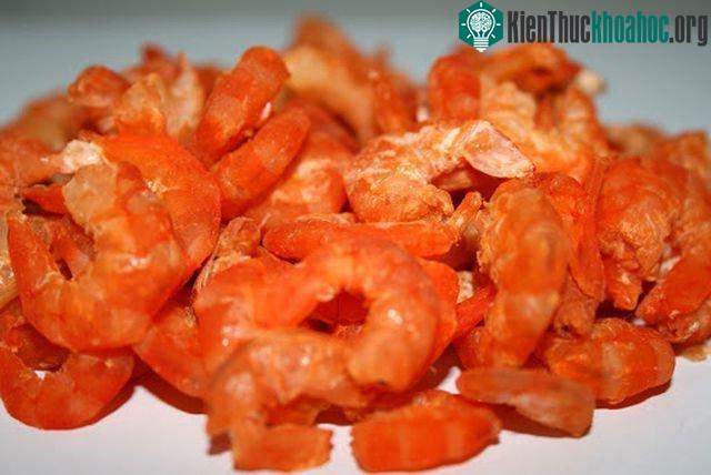 Thịt tôm khô tẩm hóa chất