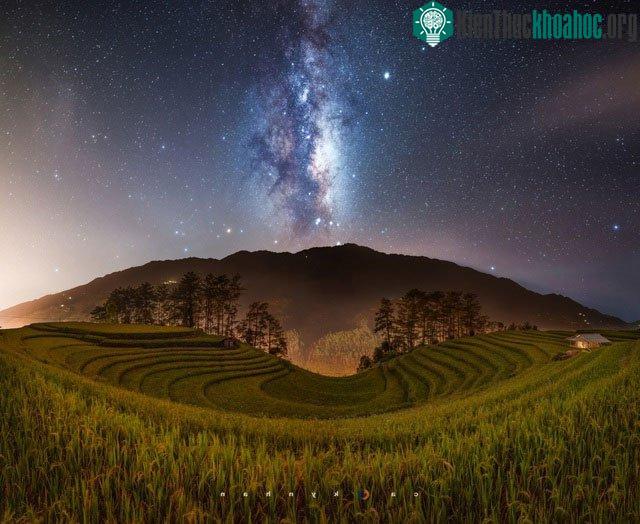 Phải chọn thời điểm phù hợp và một tầm nhìn thoáng để chụp dải Ngân hà