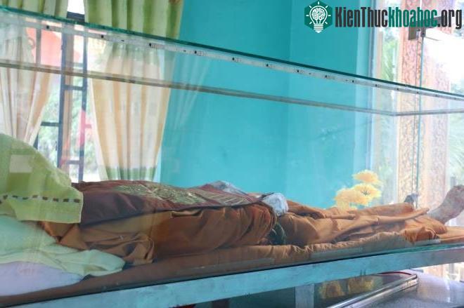 Nhà chùa quyết định xây dựng lại ngôi bảo tháp