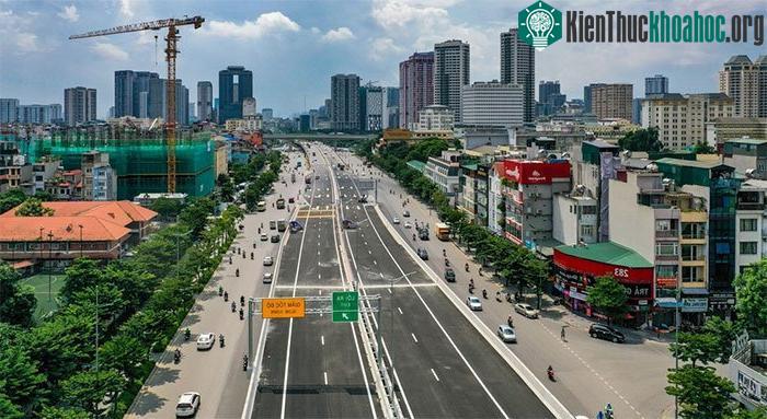 Đường Phạm Văn Đồng nhìn từ trên cao