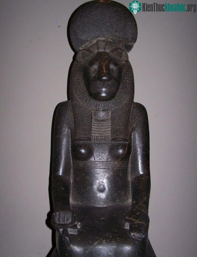 Thần Sekhmet