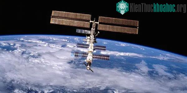 Trạm Vũ trụ Quốc tế (ISS)