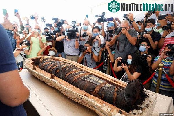 Saqqara có ít nhất 11 kim tự tháp
