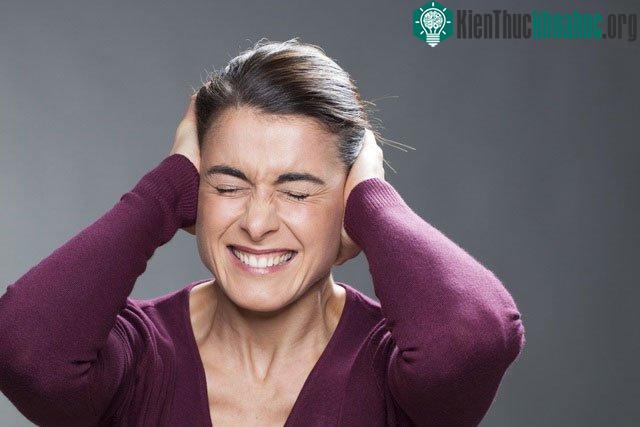 Đau đầu vì tiếng ồn