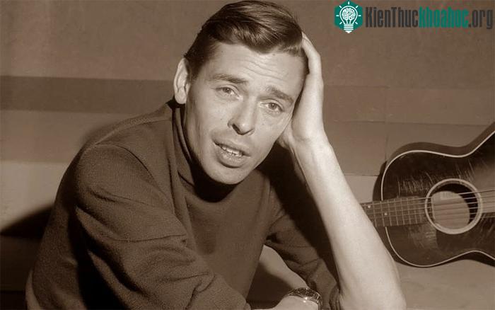 Jacques Brel mất ở Bobigny, ngoại ô Paris sau một thời gian bị bệnh kéo dài