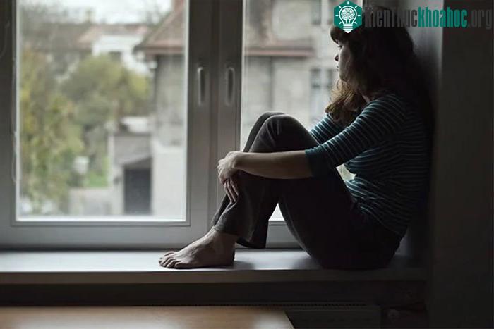 Thở dài là dấu hiệu của bệnh tiềm ẩn nào đó cần được điều trị.