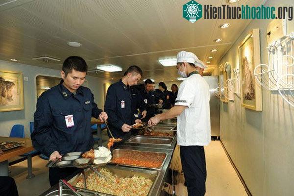 Chế độ ăn của binh lính chủ lực Trung Quốc