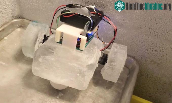 Robot băng IceBot có thể thám hiểm những vùng đất lạnh giá.