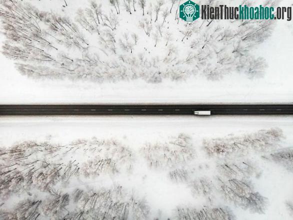 Đoạn đường đi qua khu vực lạnh nhất thế giới